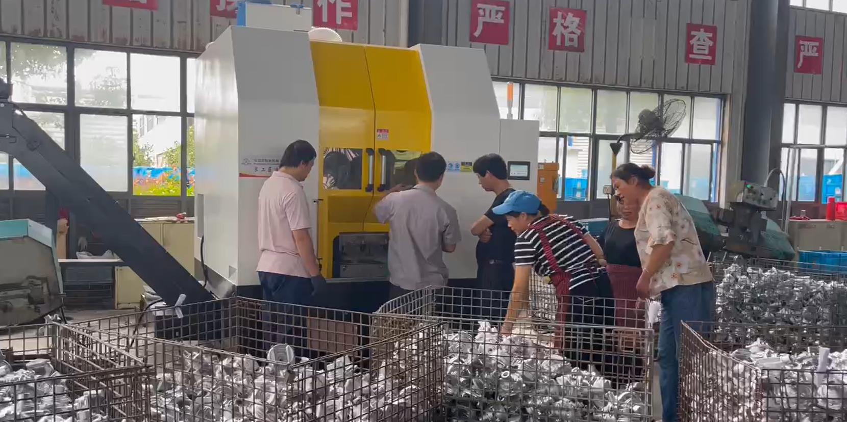 汽車壓鑄鋁非標(biāo)切割機(jī)-南京合作客戶-德旭