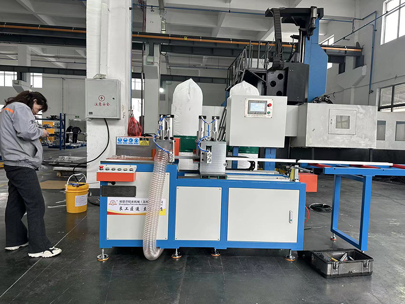 發(fā)現(xiàn)切割機(jī)鋸切有毛刺，這樣檢查，必究原因？